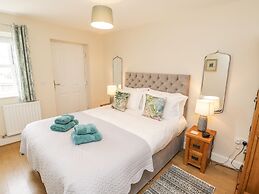Crossing Cottage