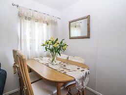 Castell Chalet