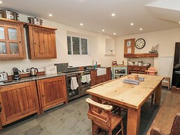 Salmon Cottage