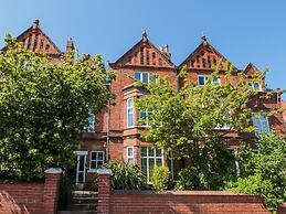Royal Victoria House