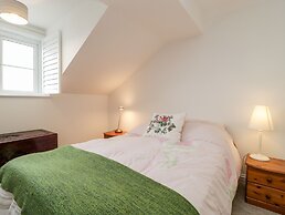 14 Lyme Mews