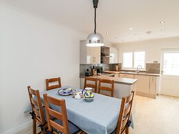 14 Lyme Mews