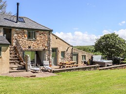 Sunbury Barn