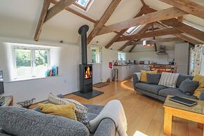 Sunbury Barn