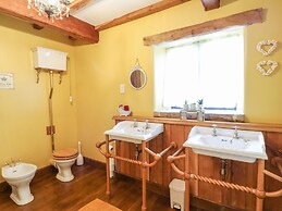Woodland Lodge