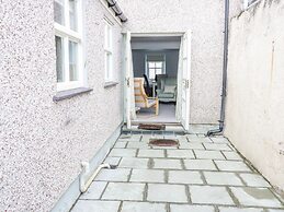 Bryn Haf, New Street
