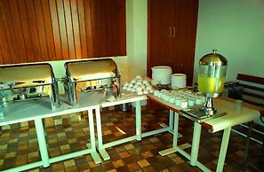 Hotel Pranav International