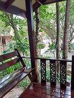 Baan Klong Kleng
