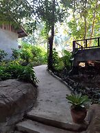 Baan Klong Kleng