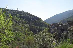 La Scala Within a Stunning 13th Century Setting