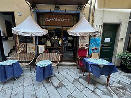 La Scala Within a Stunning 13th Century Setting