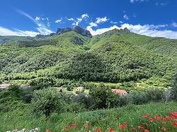 Stunning Medieval Setting Surrounded by Mountains