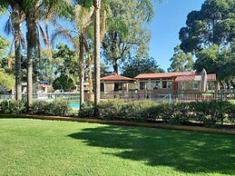 Young Tourist Park