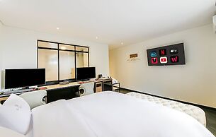 KAMA Hotel