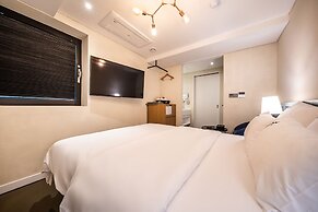 Hotel Moon
