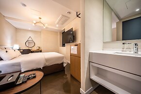 Hotel Moon