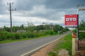 Hotel O Jatimas