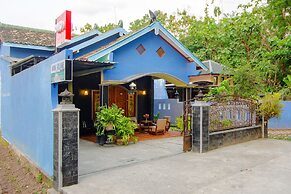 Hotel O Opak Village Bed & Breakfast
