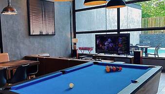 Dojo Pool Villa