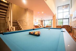 Dojo Pool Villa Beachfront