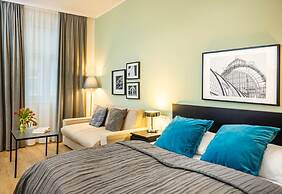 Jimmy's Apartments Emerald