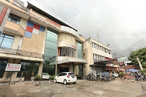 OYO 2057 Hotel Kharisma