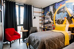 !FEST Hotel Lemkivska