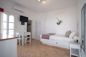 Salvatore Caldera Suites