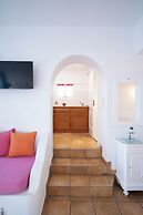 Salvatore Caldera Suites