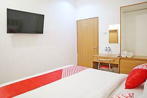 Hotel O M Authentic Kost Man