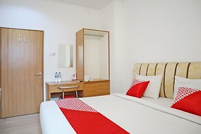 Hotel O M Authentic Kost Man