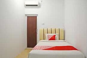Hotel O M Authentic Kost Man