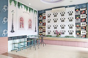Hotel O M Authentic Kost Man