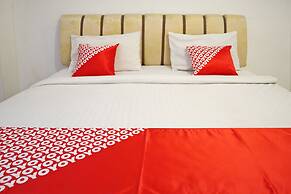 Hotel O M Authentic Kost Man