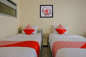 OYO 1289 Cbr Residence