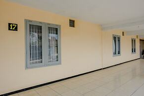 OYO 1289 Cbr Residence
