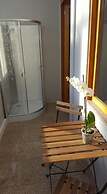 Cool Guesthouse