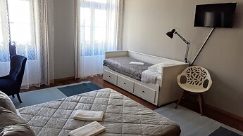 Cool Guesthouse