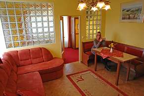 HoldLux Apartmanok