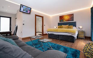 Antrim House Guest Rooms & Suites