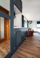 Antrim House Guest Rooms & Suites