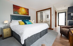 Antrim House Guest Rooms & Suites