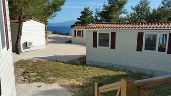 Victoria Mobilehome Camping Dole