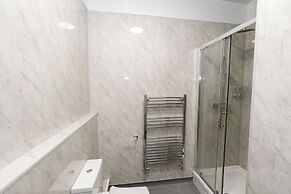 42 Apart-hotel