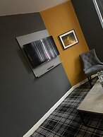 42 Apart-hotel