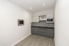 42 Apart-hotel