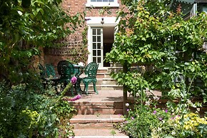 Calliope House