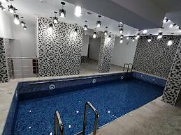 Weekend Hotel