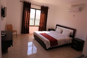 Weekend Hotel