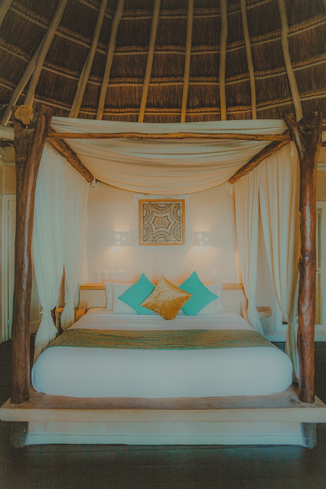 Villa Las Estrellas Tulum - located at the party zone